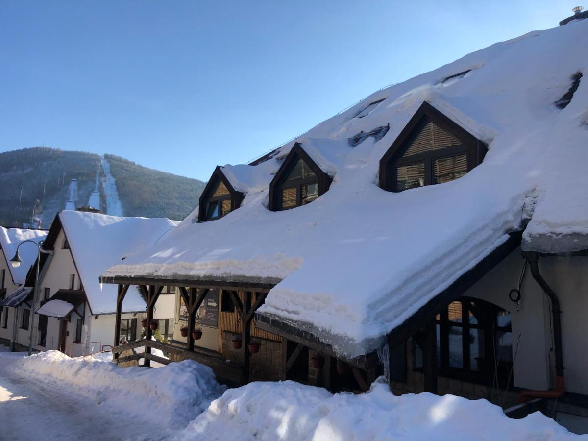 Grand Harrachov Pension V Centru Екстер'єр фото