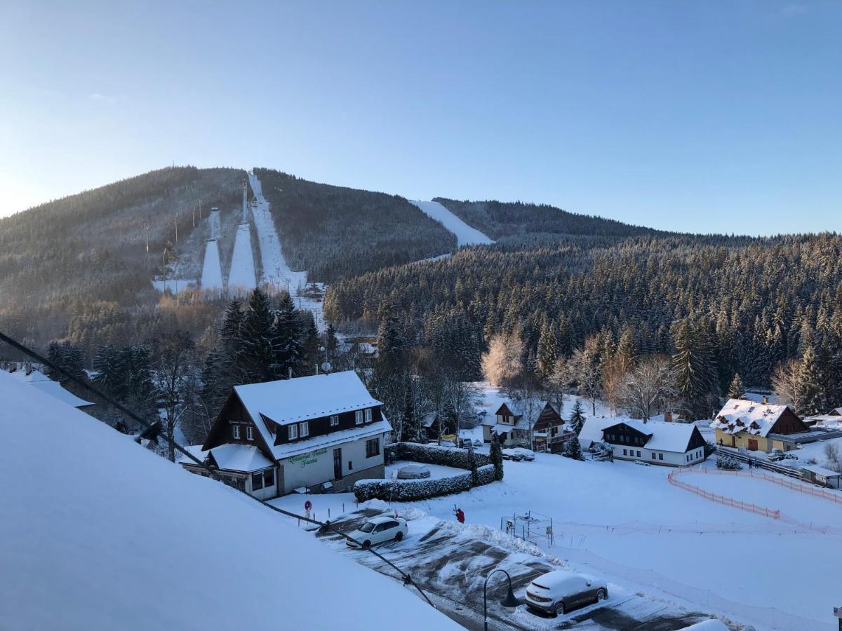 Grand Harrachov Pension V Centru Екстер'єр фото