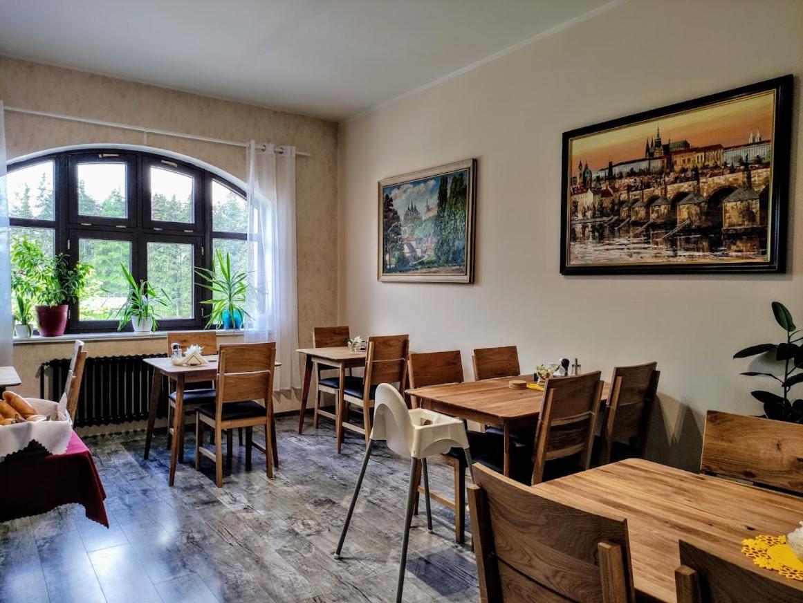 Grand Harrachov Pension V Centru Екстер'єр фото
