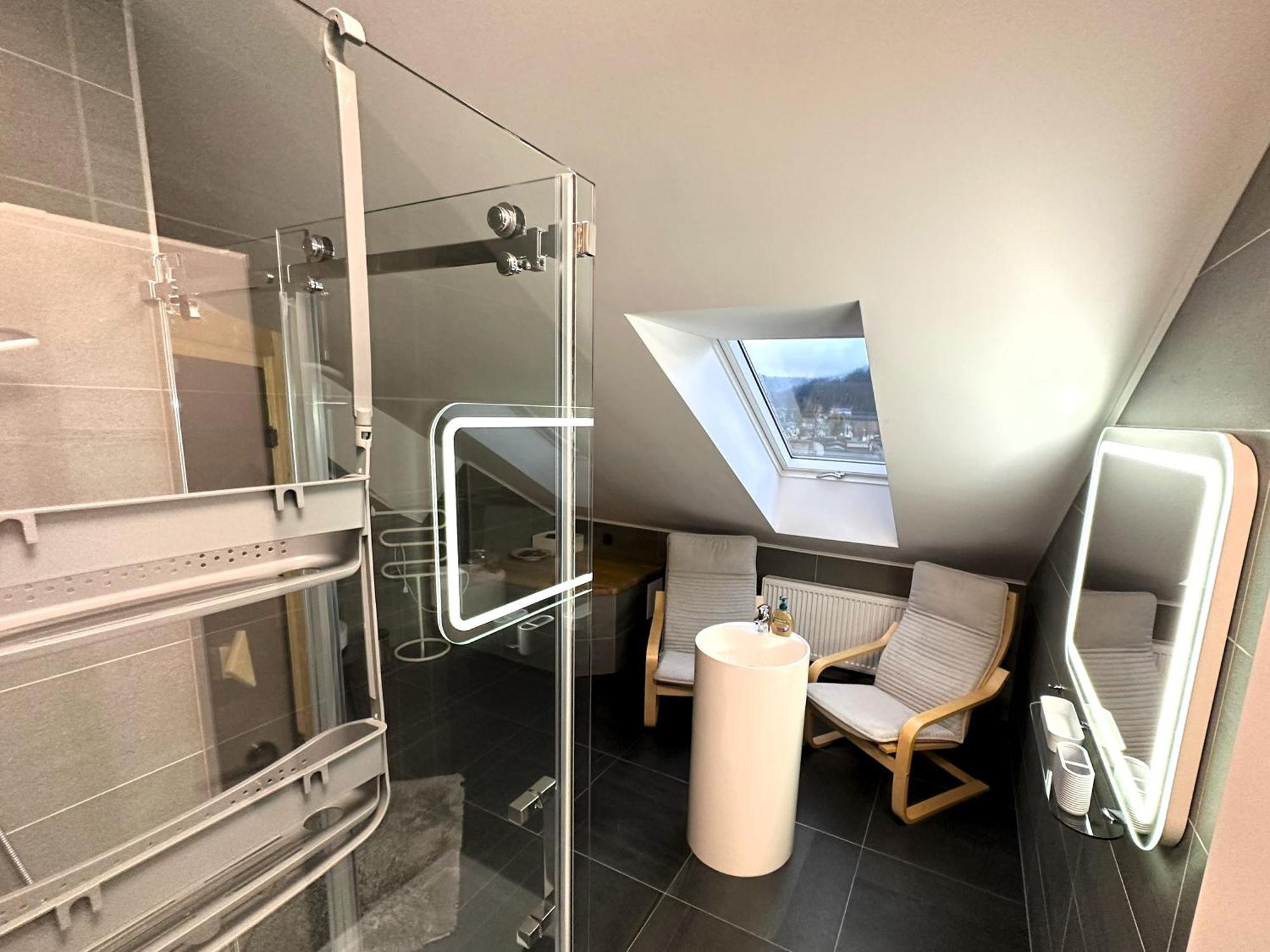 Grand Harrachov Pension V Centru Екстер'єр фото