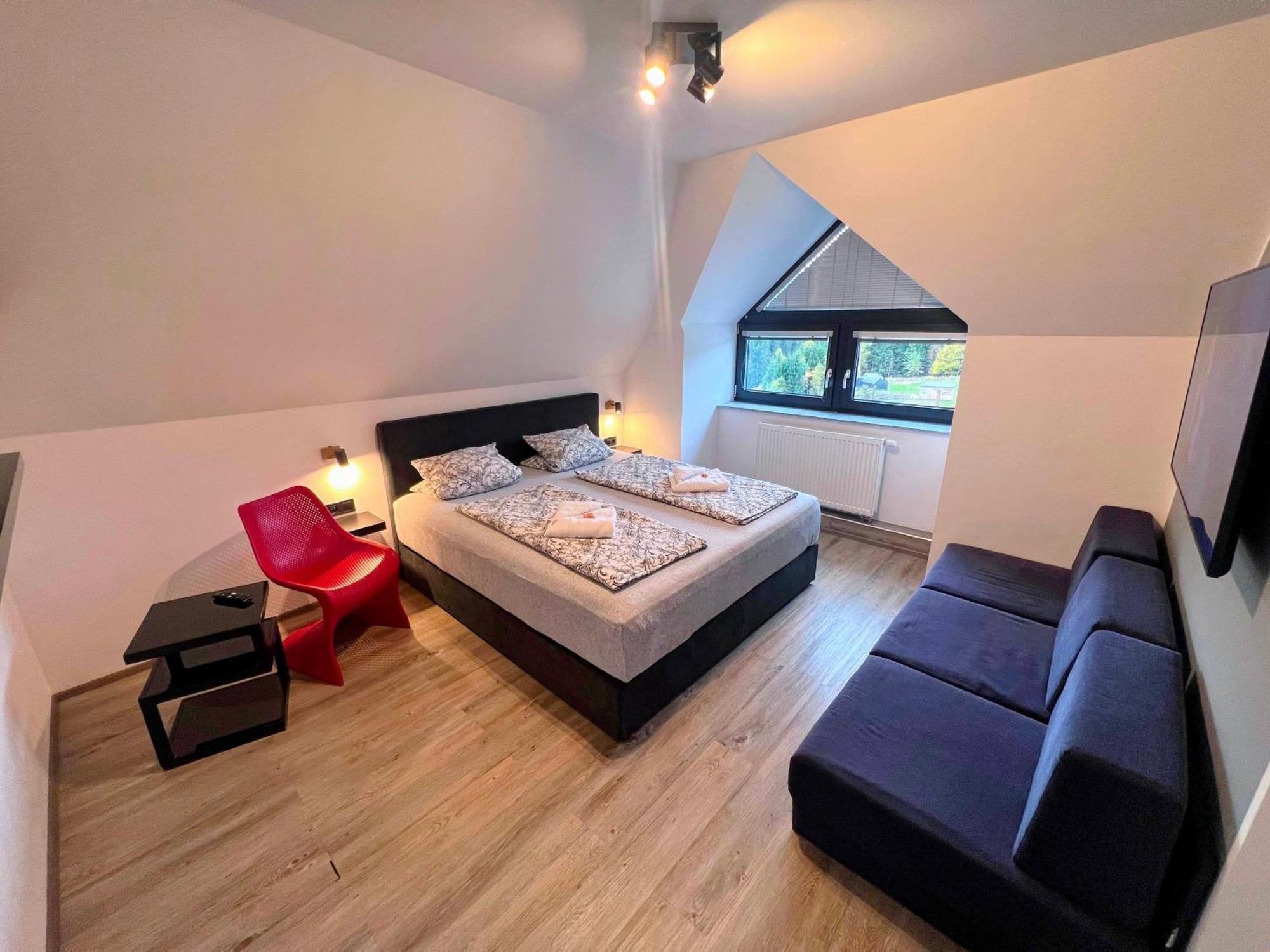 Grand Harrachov Pension V Centru Екстер'єр фото
