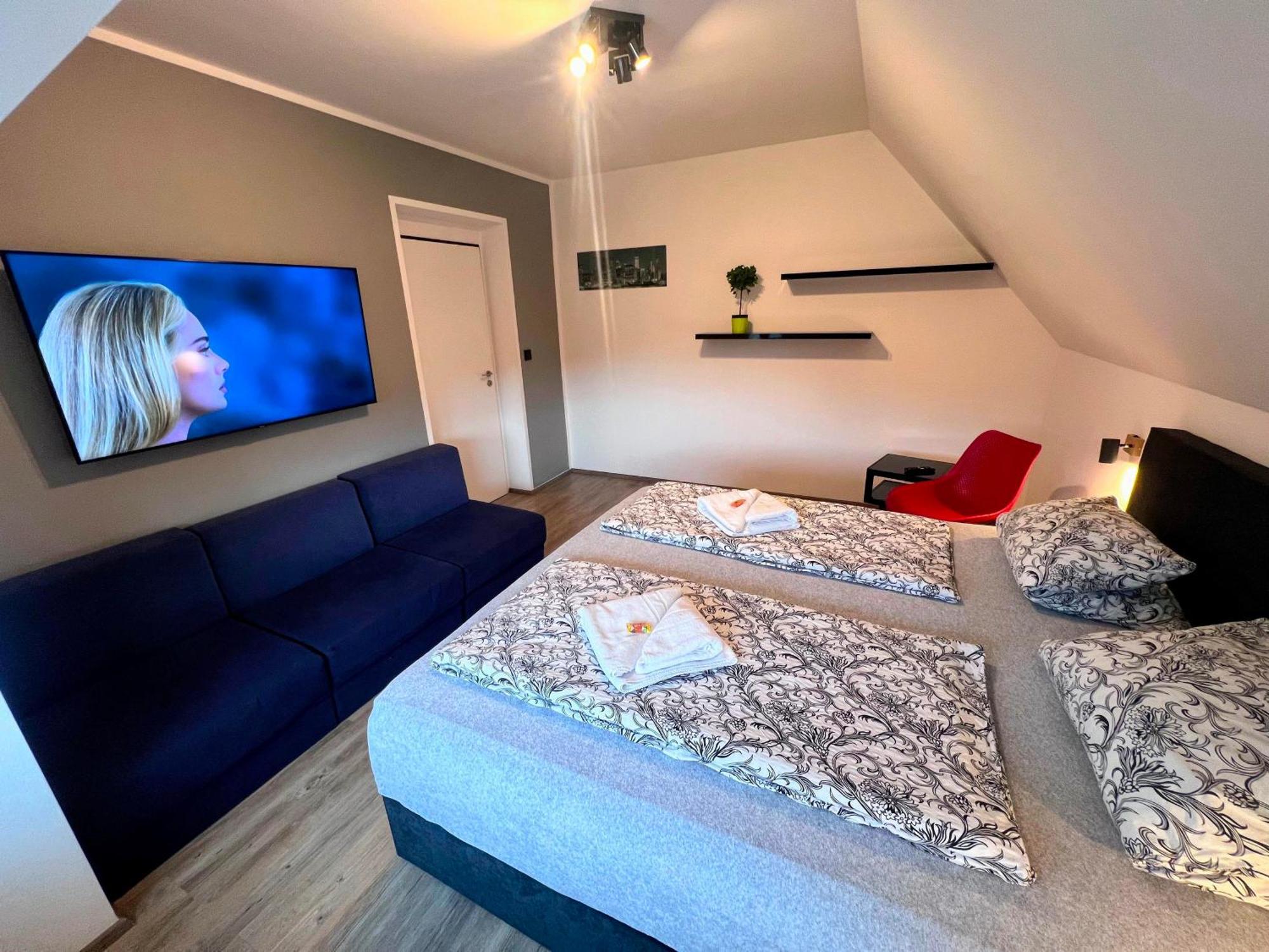 Grand Harrachov Pension V Centru Екстер'єр фото