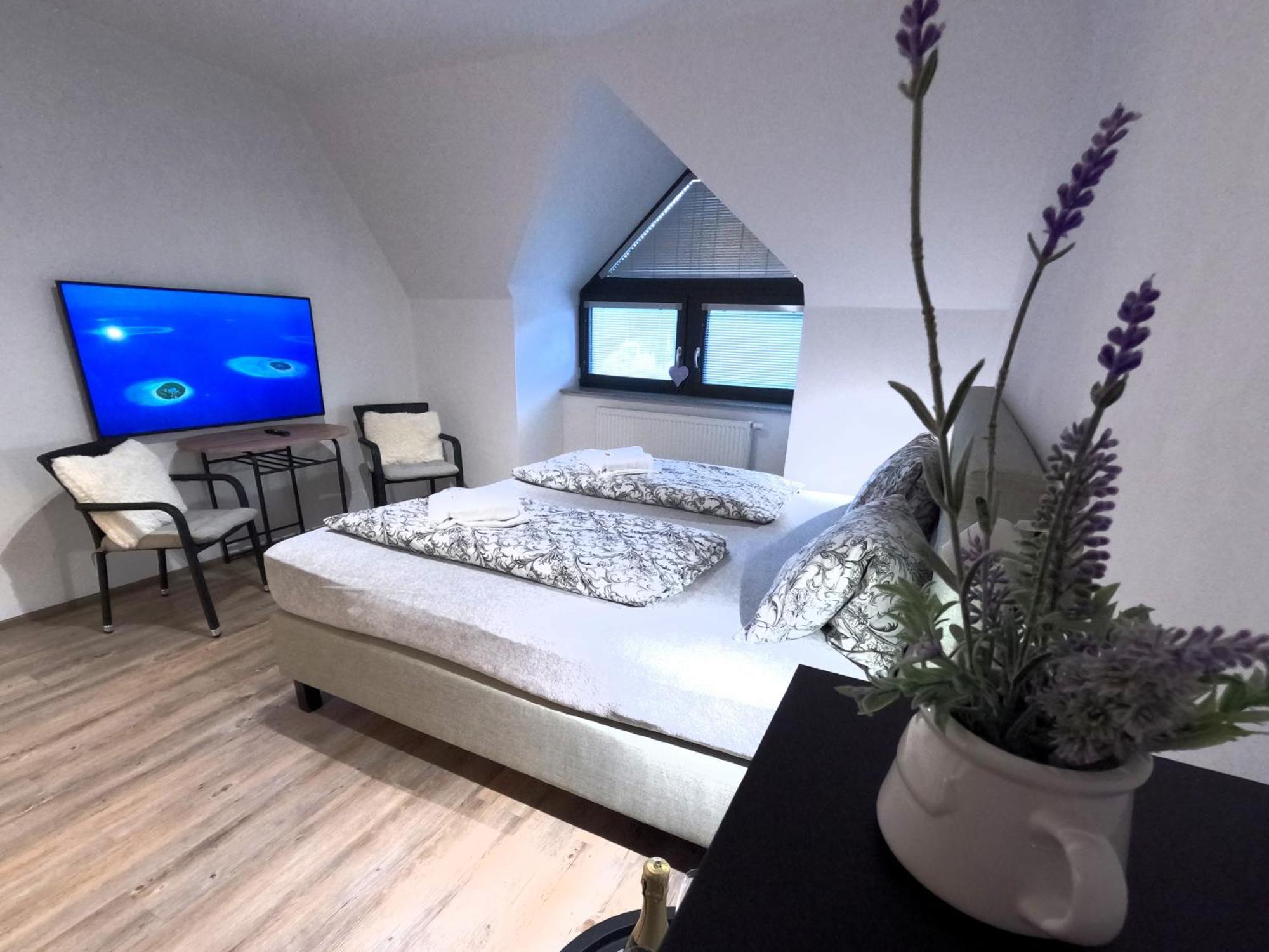 Grand Harrachov Pension V Centru Екстер'єр фото