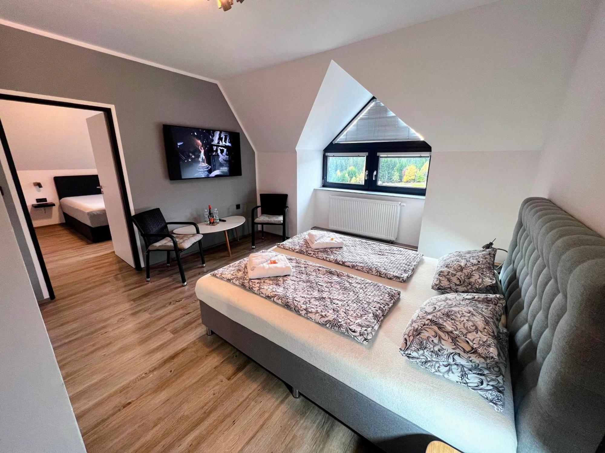Grand Harrachov Pension V Centru Екстер'єр фото