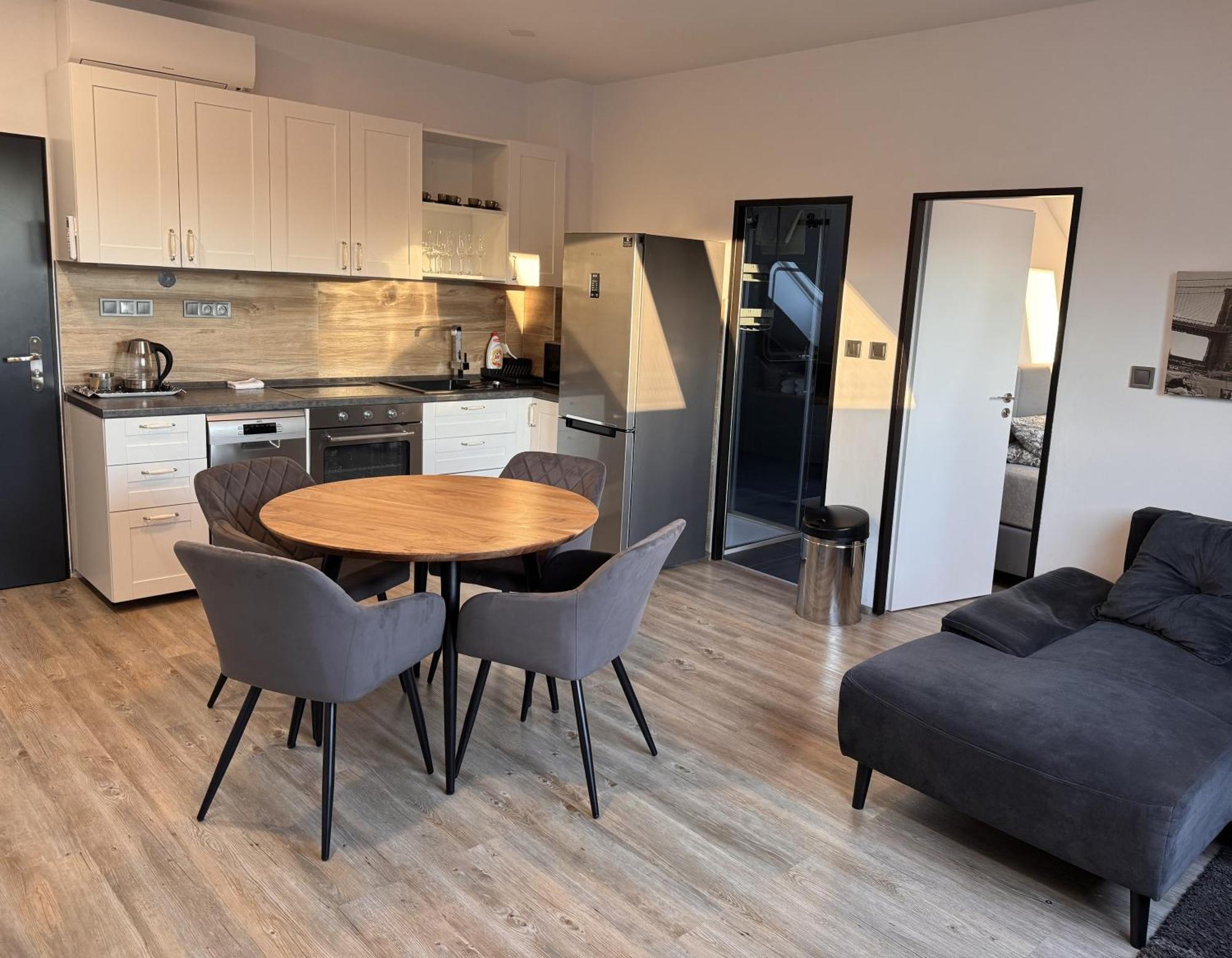 Grand Harrachov Pension V Centru Екстер'єр фото